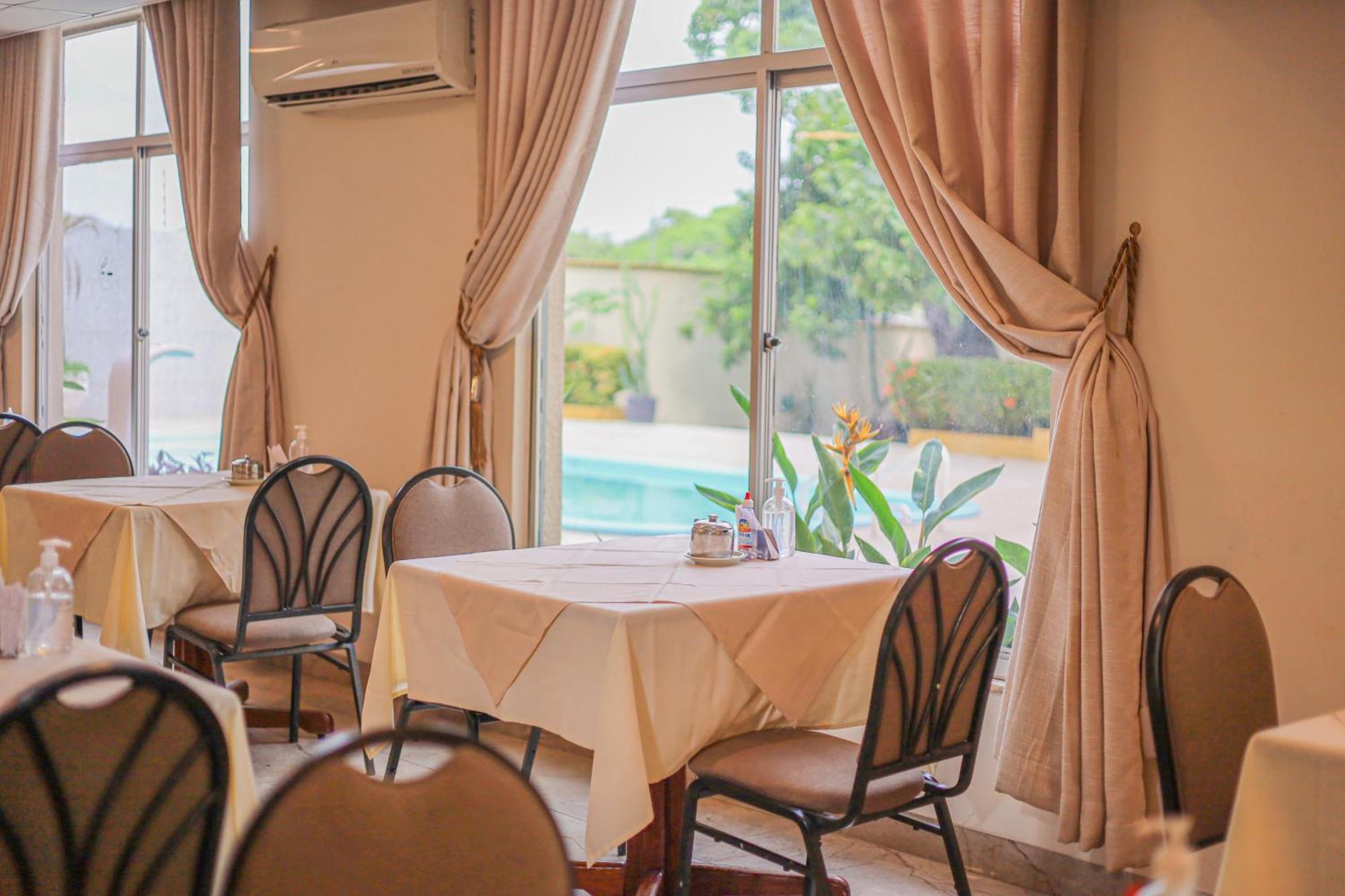 Hotel Del Principe Maraba Luaran gambar